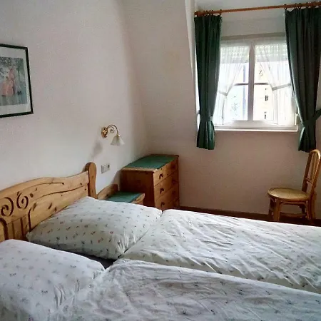 An Der Burg Apartment *